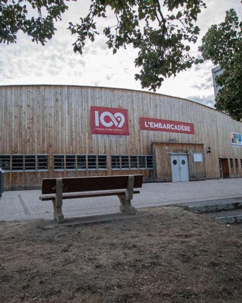 Le 109, L'embarcadère
