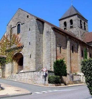 Visite libre de l'église St-Julien avec panneaux d'information